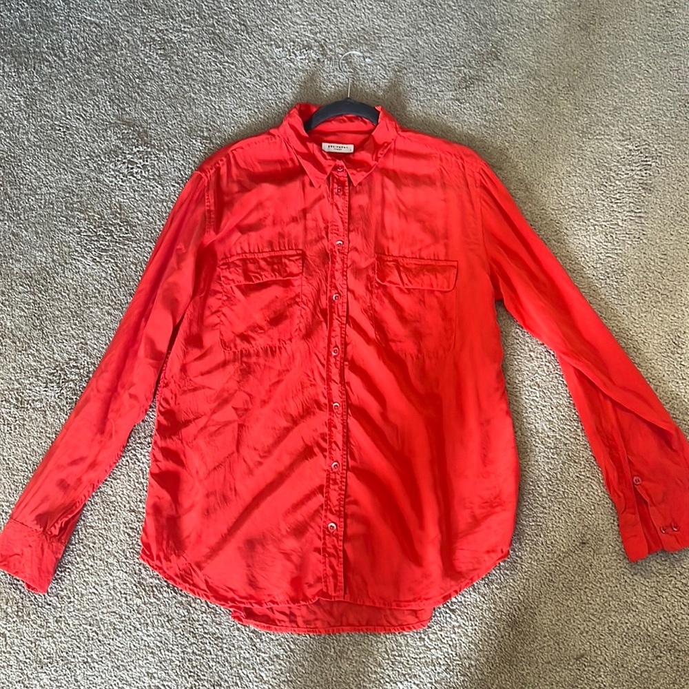 Women’s silk Equipment blouse size large.